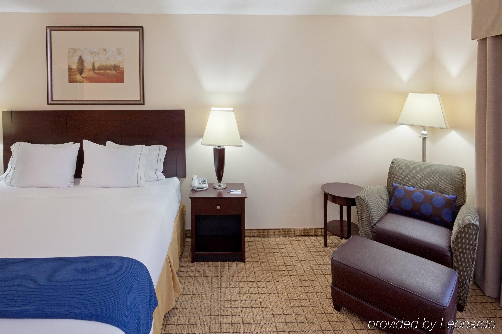 Holiday Inn Express Hotel & Suites Rochester By Ihg Zimmer foto